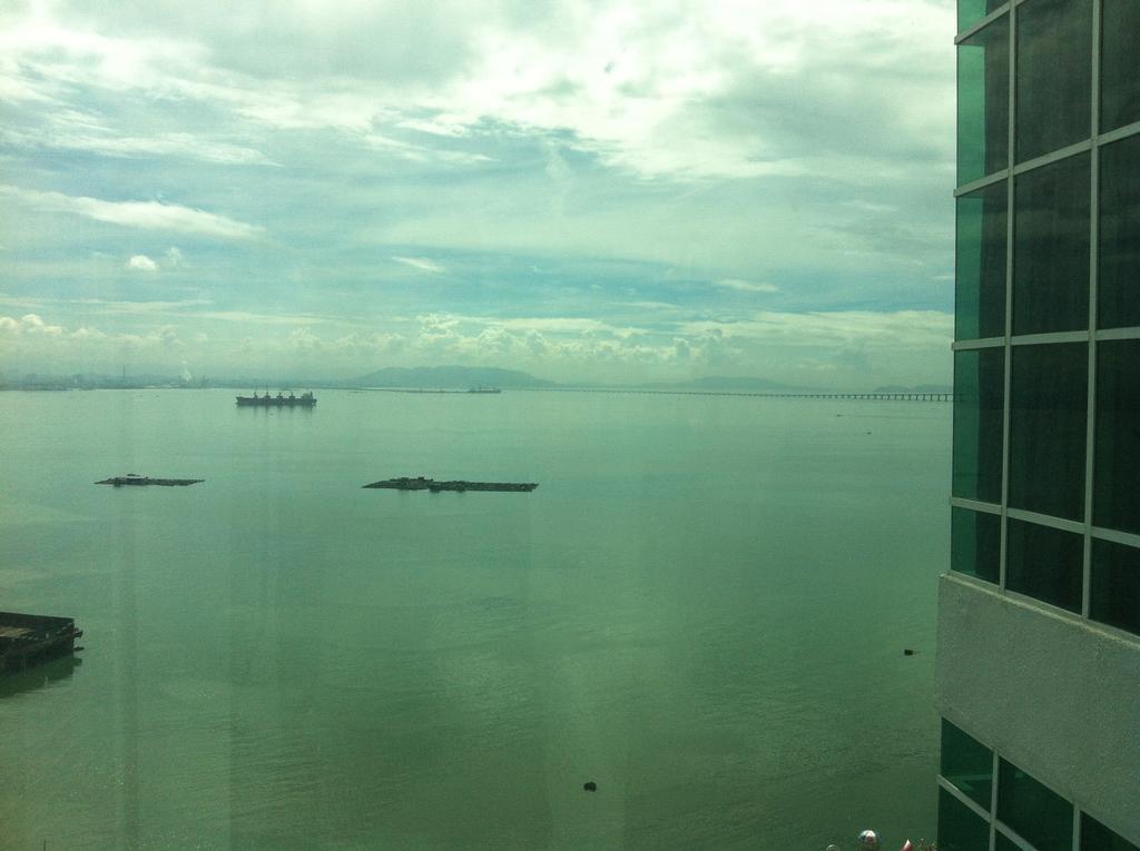 Premier At Maritime Apartment *